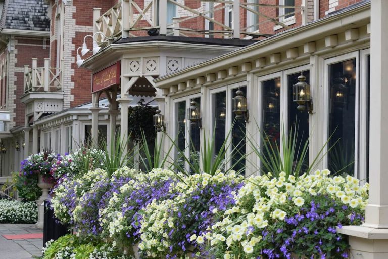 Niagara Falls vs Niagara-on-the-Lake: All You Need to Know